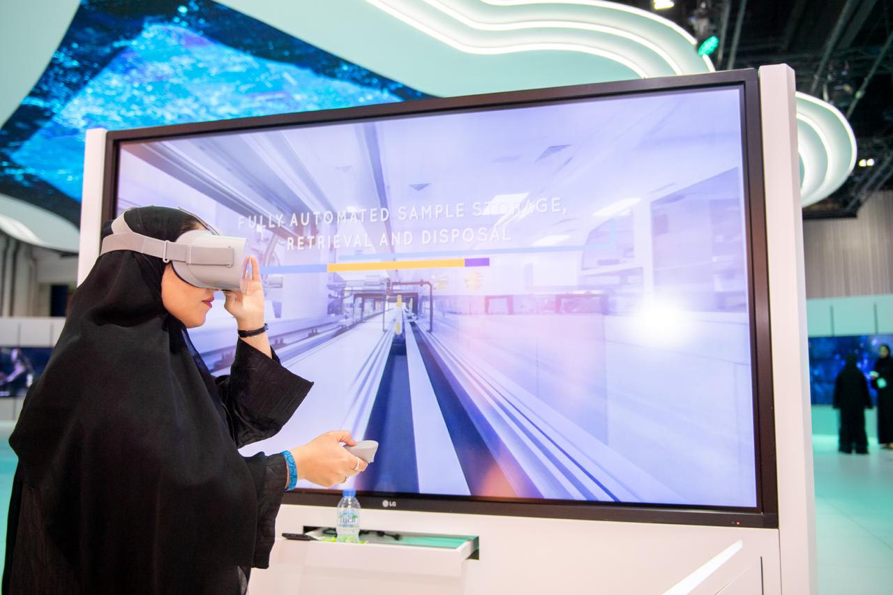 MoHAP Showcases A VR-Powered Journey Into Its Medical Laboratories At Arab Health 2020